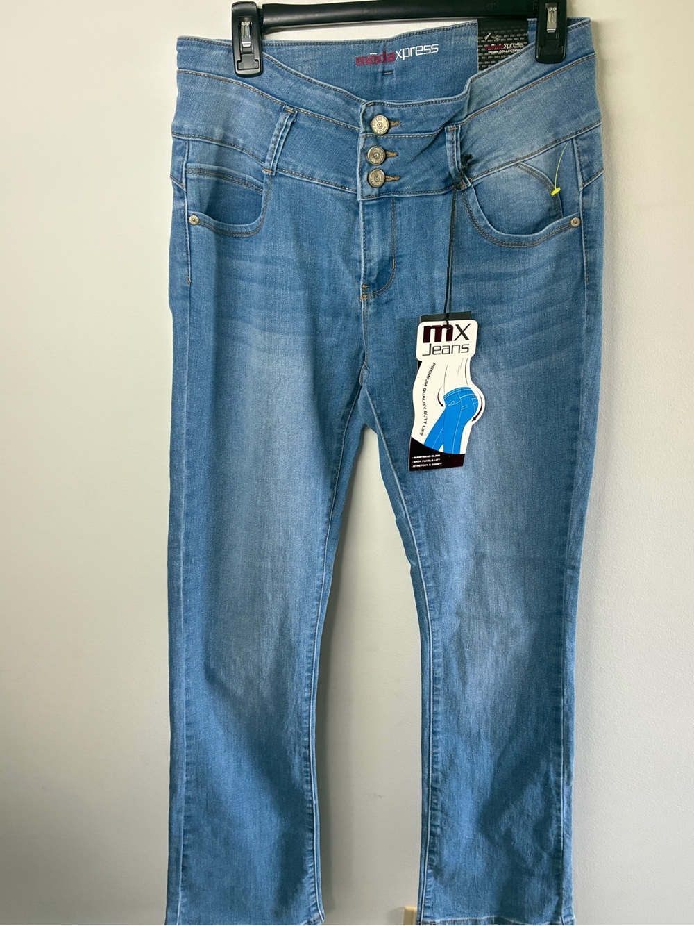 Women’s Light Blue Skinny Jeans with Triple-Button Waist